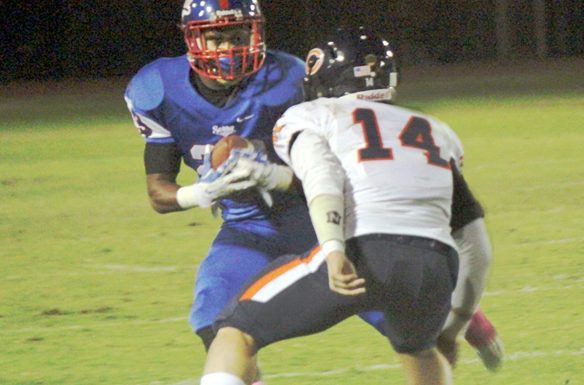 Tate continues to shine as Serra overcomes Chaminade; all sports for Nov. 6 RUN DOWN.jpg
