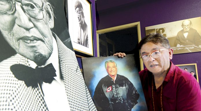 CESAR CHAVEZ PHOTO SMITHSONIAN-BOUND: Congresswoman Waters arranges for preservation of Miyatake’s ‘last portrait’ of labor leader Gary Miyatake for ONLINE.jpg