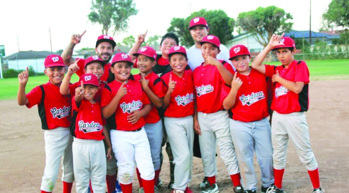 Fukai Gunners capture Pee Wee Division champs.JPG