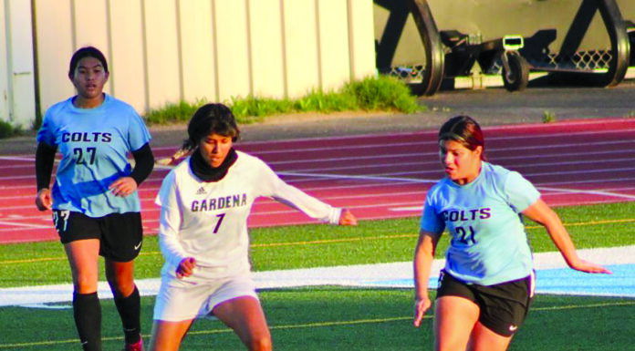 GHS girls’ soccer keeps Marine League title hopes alive by outlasting Carson
