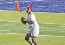 Lady Cavs flag football gets early playoff exit